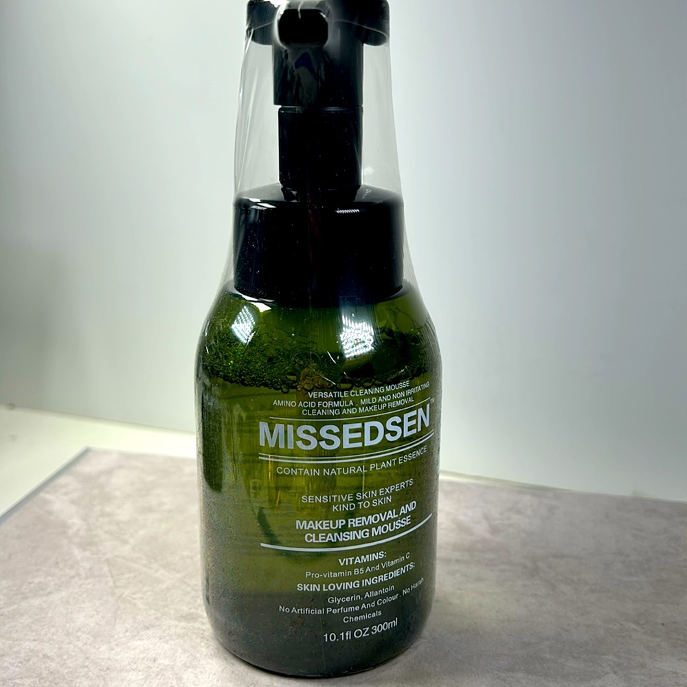 New MISSEDSEN Hydrating Foam Cleanser Makeup Remover Face Wash 10 OZ